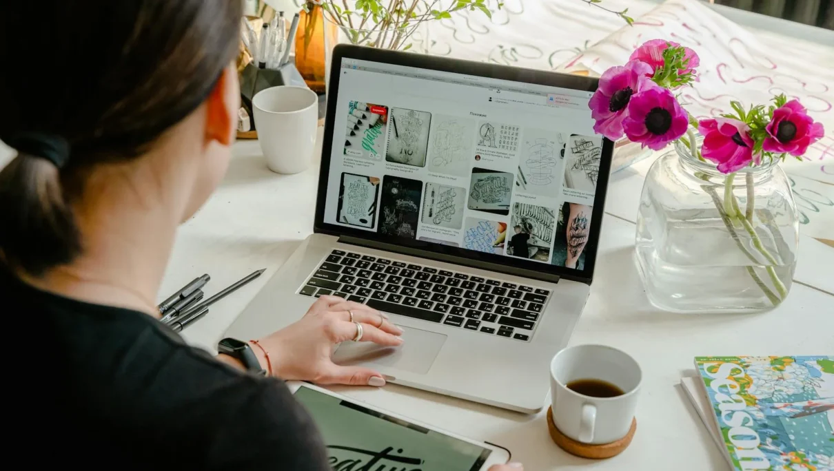 AI-Powered Branding Systems: When Identity Learns, Evolves, and Adapts